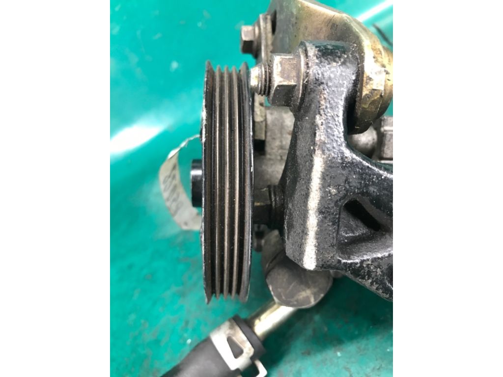 Насос ГУР MAZDA 323 BJ 98-2003 - Фото 4