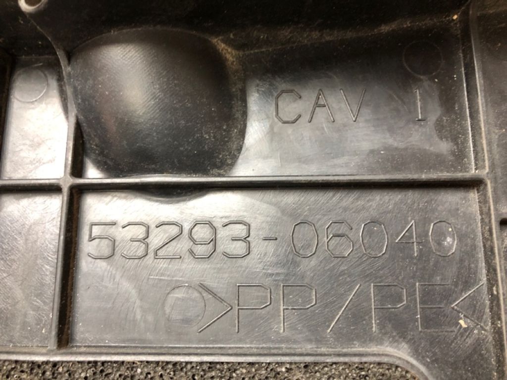 53293-06040 | Дефлектор радиатора прав. TOYOTA CAMRY 40 06-11 - Фото 3