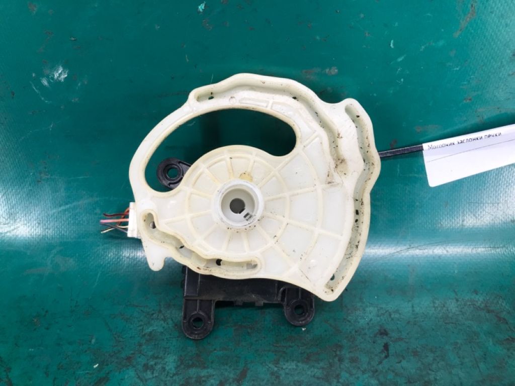 97154-1M000 | Моторчик заслінки пічки KIA FORTE/CERATO TD 08-13