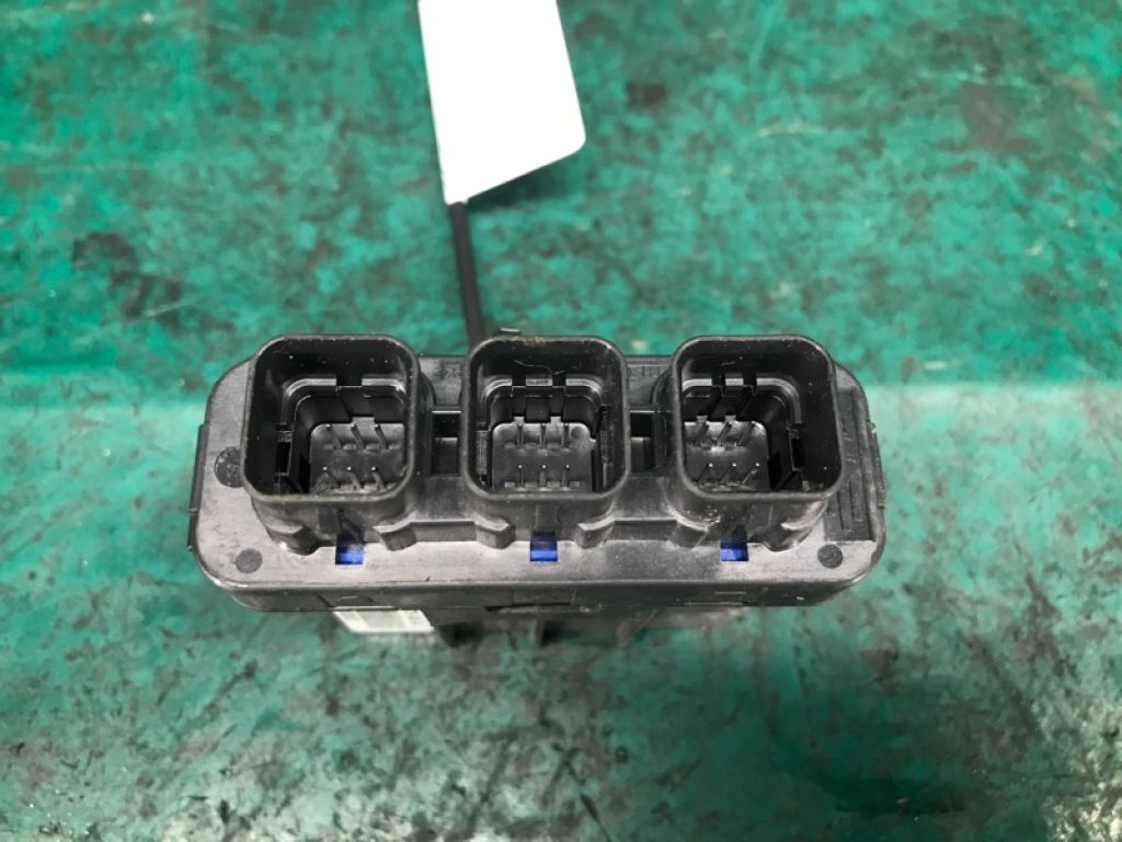 81169-TZ5-A03 | Блок електронний передн. прав. ACURA MDX (YD3) 13-21 - Фото 4