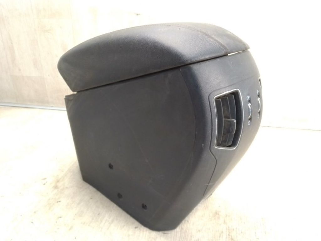 84660-3S100HZ | Подлокотник HYUNDAI SONATA YF 10-14