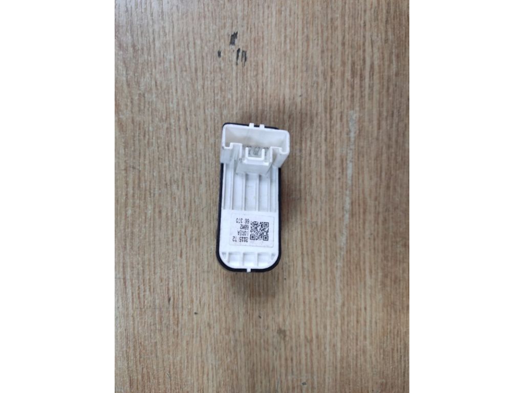BBM2-66-370 | Кнопка стеклоподъемника задн. лев. MAZDA 3 BL 09-13 - Фото 2