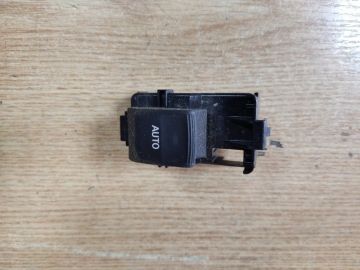 Кнопка стеклоподъемника TOYOTA SIENNA 11-16
