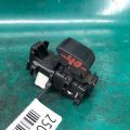 84810-06030 | Кнопка стеклоподъемника задн. прав. TOYOTA CAMRY 40 06-11