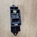 Кнопка склопідіймача задн. MITSUBISHI OUTLANDER XL 05-13 - Прев'ю 2