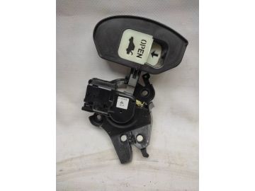 Замок кришки багажника MAZDA 3 BL 09-13