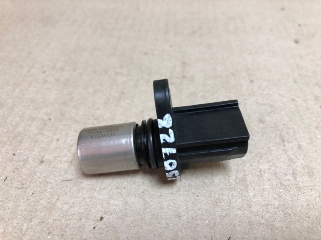 90080-19014 | Датчик положения распредвала TOYOTA CAMRY 40 06-11