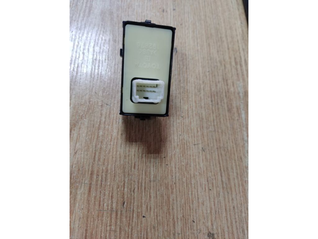 84810-50020 | Кнопка стеклоподъемника задн. прав. LEXUS LS460 06-12 - Фото 2