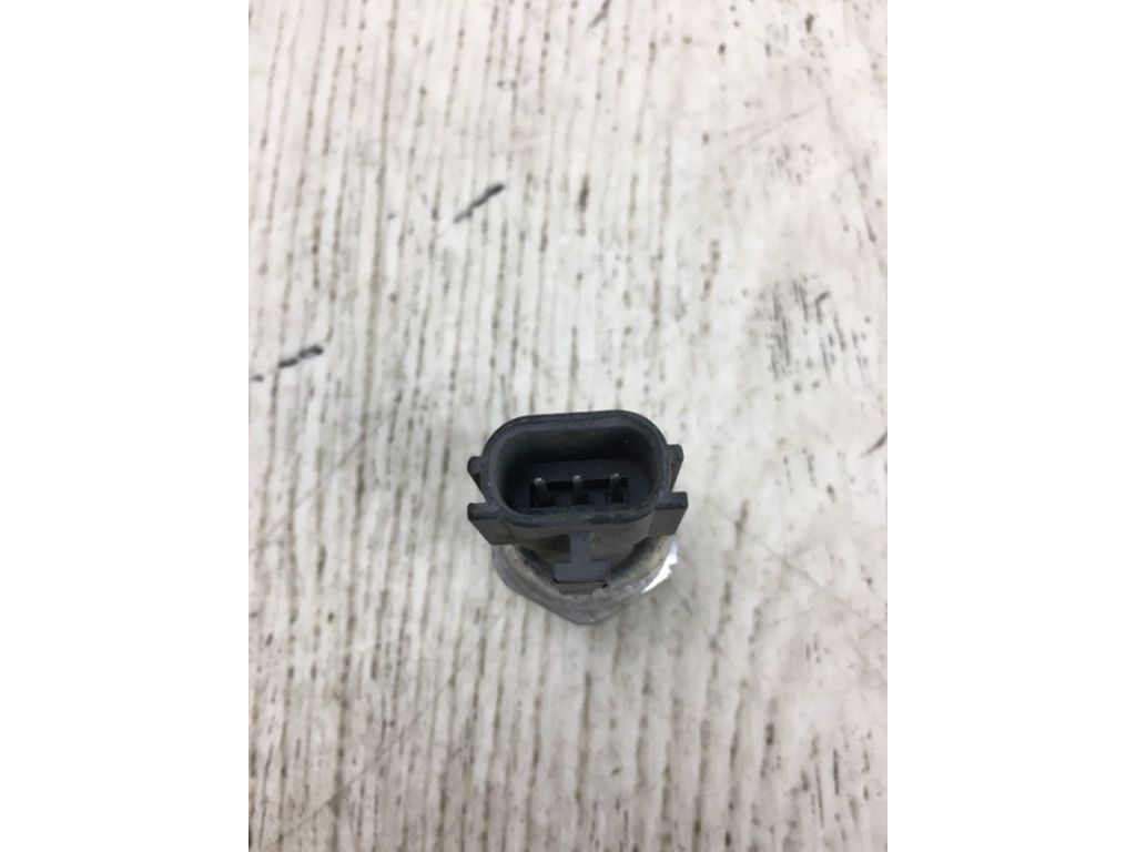 97721-3K000 | Датчик давления кондиционера KIA SPORTAGE 10-15 - Фото 4