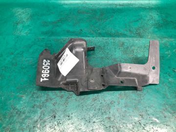 Дефлектор радіатора лів. FORD FIESTA 08-17