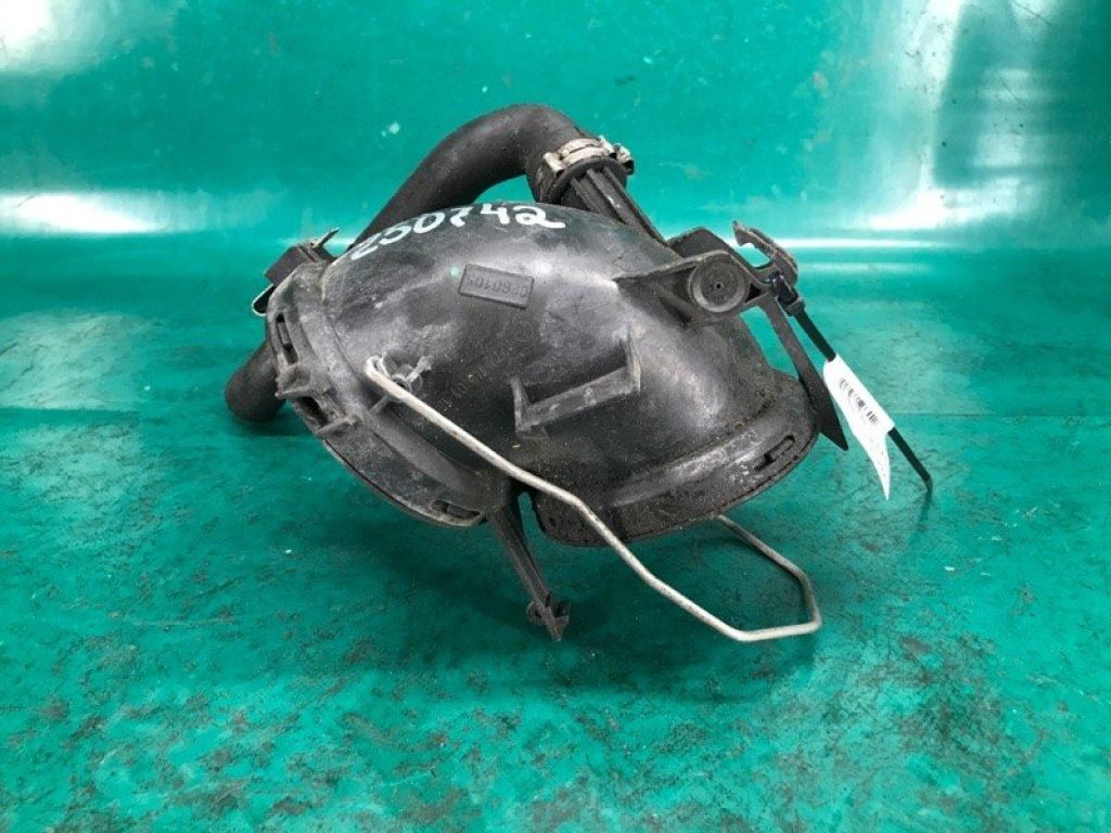 A 272 140 01 18 | Патрубок воздушного фильтра MERCEDES E-CLASS W211 02-09 - Фото 2