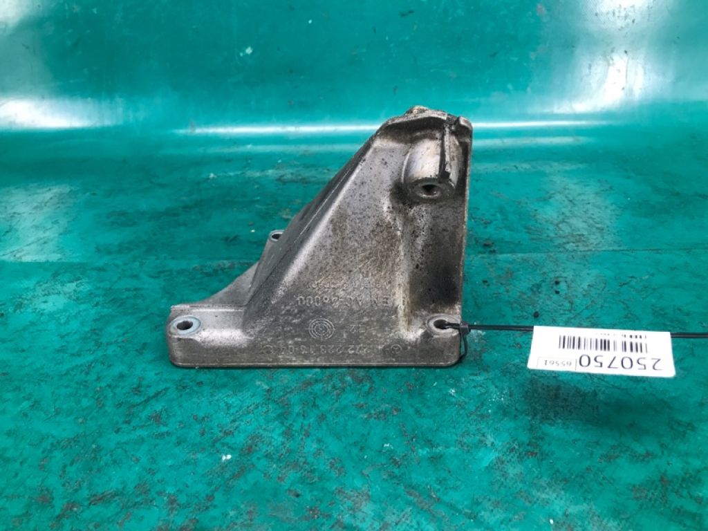 A 272 223 16 04 | Кронштейн двигателя прав. MERCEDES E-CLASS W211 02-09 - Фото 5