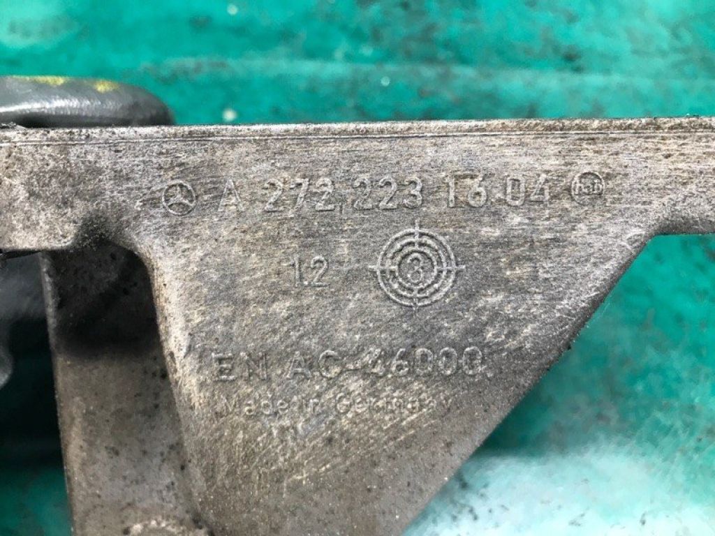 A 272 223 16 04 | Кронштейн двигателя прав. MERCEDES E-CLASS W211 02-09 - Фото 6