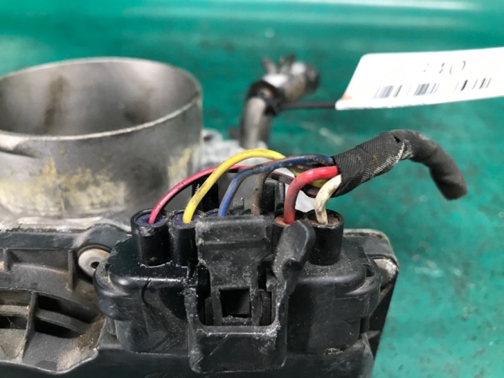 35100-2E000 | Дроссельная заслонка HYUNDAI ELANTRA MD 10-15 - Фото 4