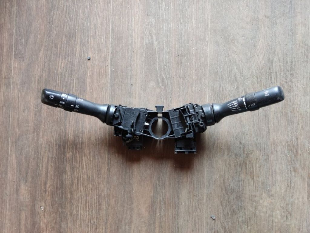 84140-42111 | Подрулевой переключатель TOYOTA CAMRY 40 06-11