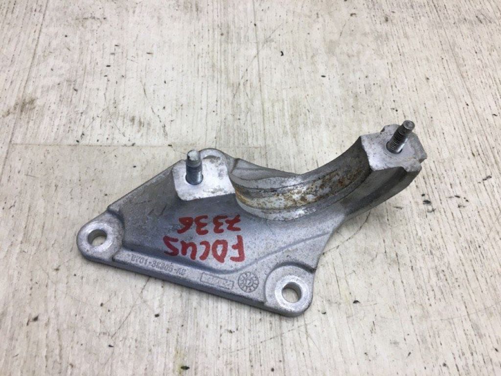 BV61–3K305-AB | Кронштейн проміжного валу FORD FOCUS 10-18