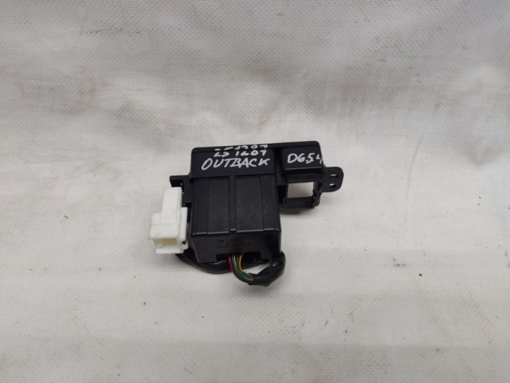 83322AJ010 | Кнопка стоянкового гальма SUBARU OUTBACK 09-14 BR - Фото 2