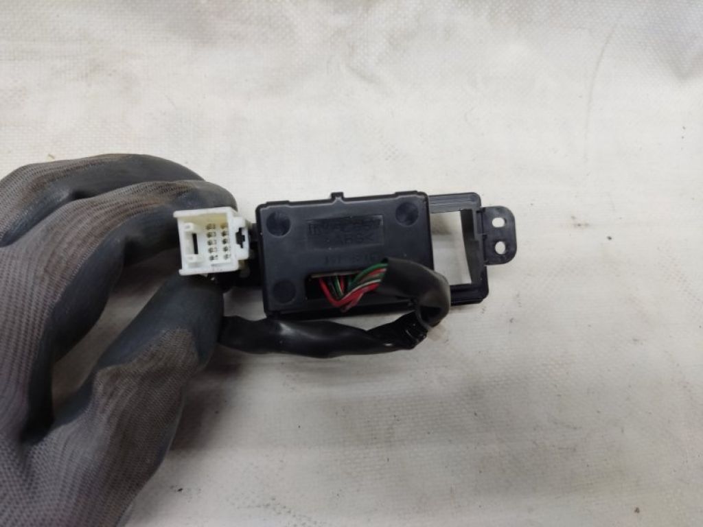 83322AJ010 | Кнопка стоянкового гальма SUBARU OUTBACK 09-14 BR - Фото 3