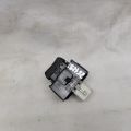 Кнопка центрального замка TOYOTA SIENNA 11-16 - Превью 2