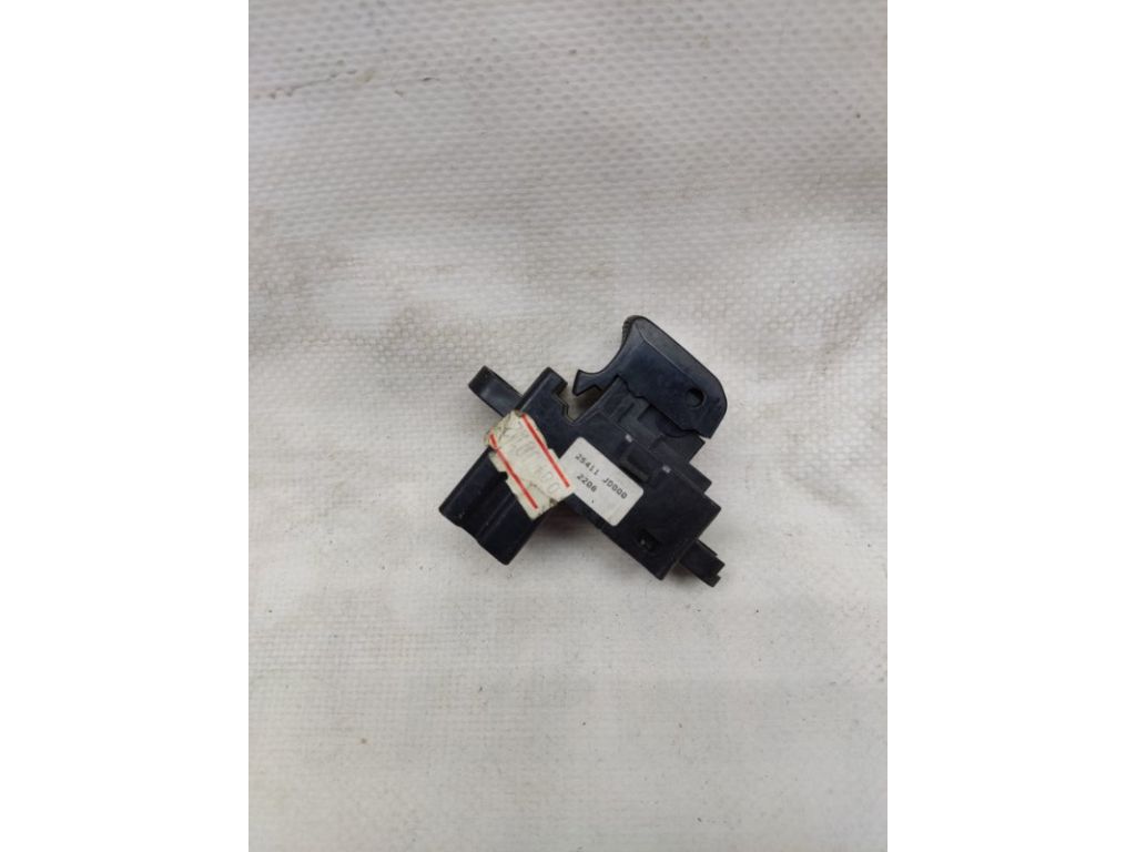 25411-JD000 | Кнопка стеклоподъемника NISSAN TEANA J32 08-14 - Фото 2