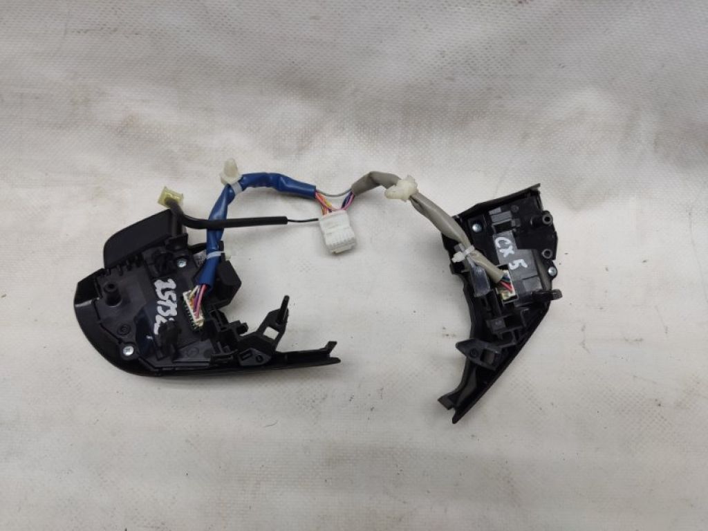 Кнопки на руль MAZDA CX-5 (KE) 11-17 - Фото 2