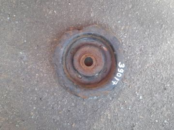 Опора амортизатора передн. MAZDA 929 HC 86-91