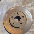 Гальмівний диск передній прав. LEXUS GS350 GS300 05-11