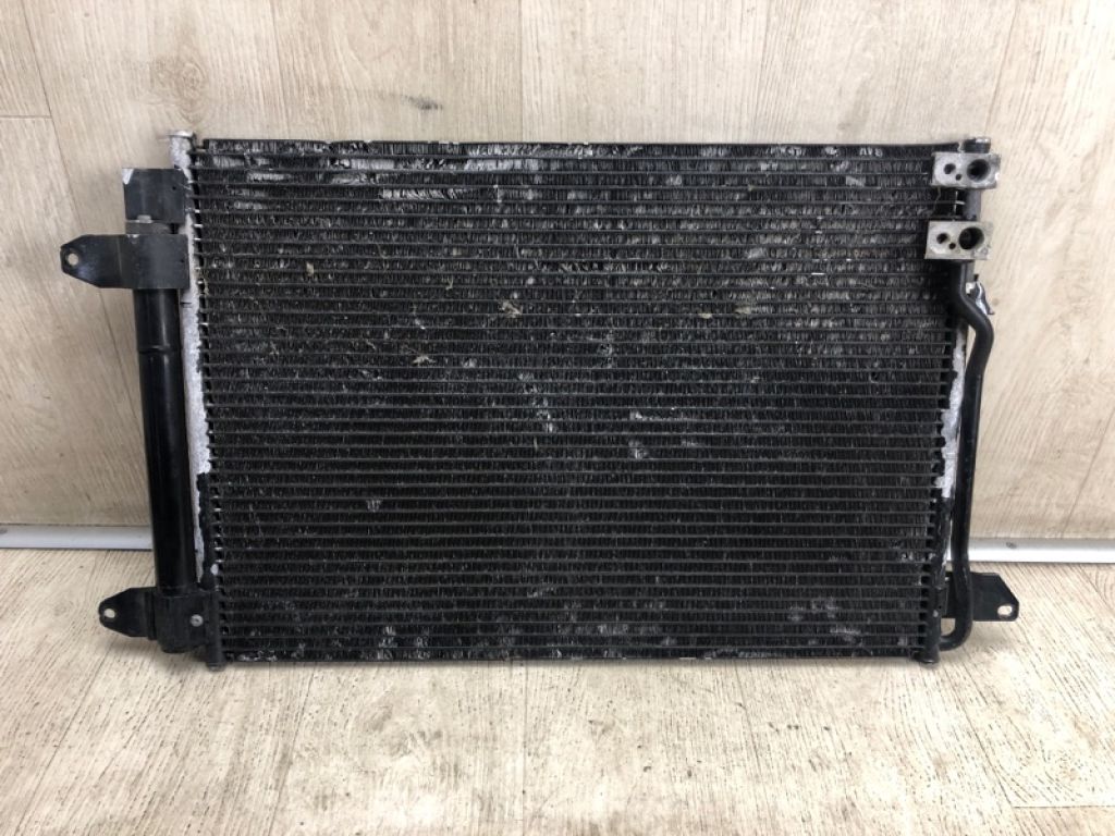 5C0 820 411 F | Радиатор кондиционера VOLKSWAGEN JETTA USA 10-17