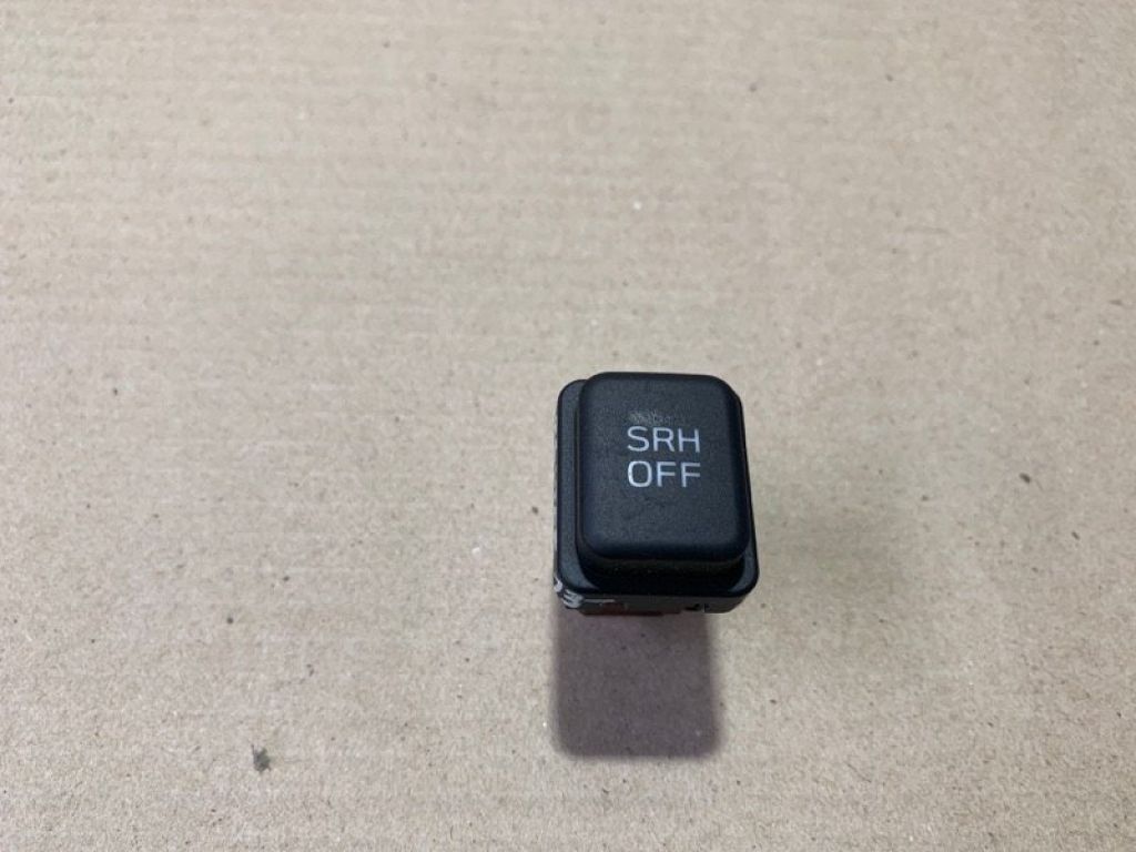 83002SG040 | Кнопка SUBARU FORESTER 12-19