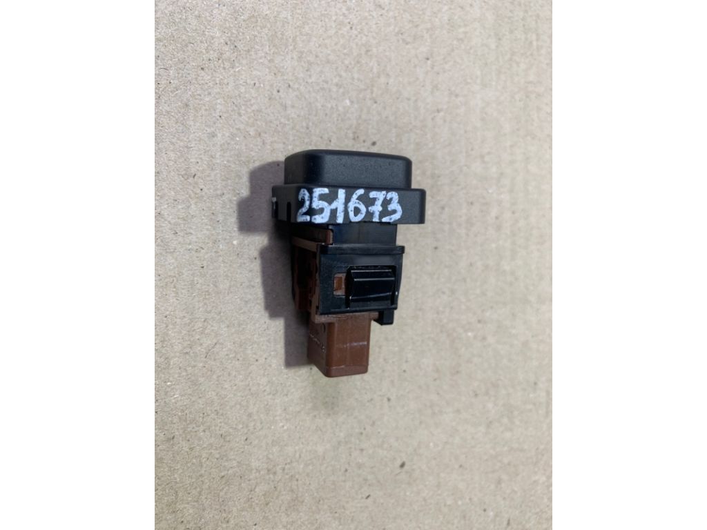 83002SG040 | Кнопка SUBARU FORESTER 12-19 - Фото 4
