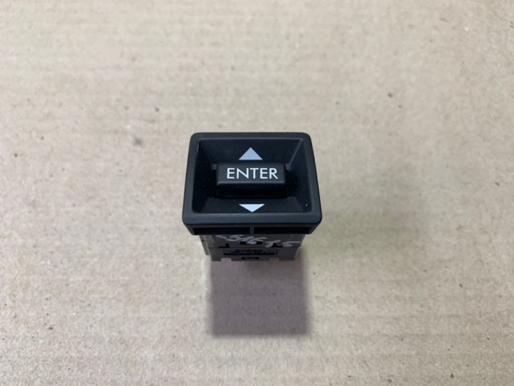 83056VA000 | Кнопка SUBARU FORESTER 12-19