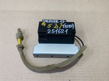 Антена SUBARU FORESTER 12-19