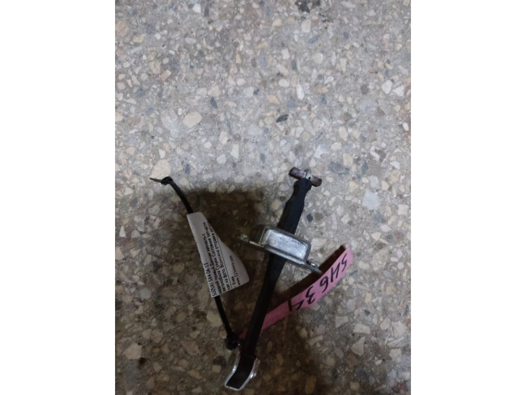 81830-57L01 | Обмежувач дверей задн. прав. SUZUKI SX4 06-13 - Фото 2