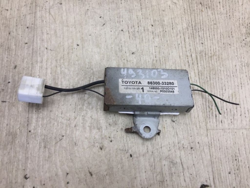 86300-33280 | Підсилювач антени TOYOTA CAMRY 40 06-11