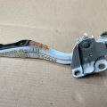 57260SG0109P | Петля капота лев. SUBARU FORESTER 12-19