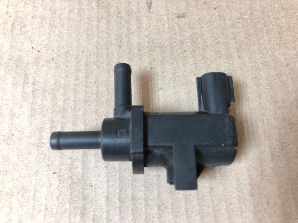 25860-0H050 | Клапан электромагнитный (вакуумный) TOYOTA CAMRY 30 02-06 - Фото 2