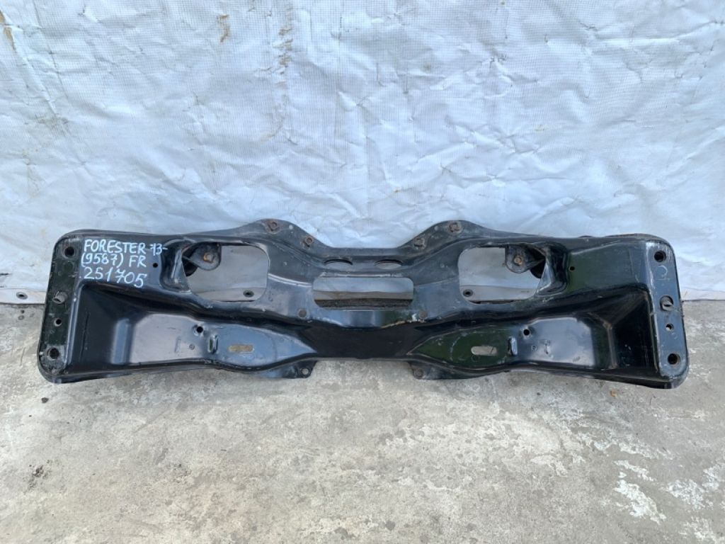 20101VA010 | Балка передней подвески SUBARU FORESTER 12-19
