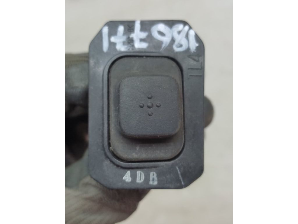 38369-TX4-A01 | Кнопка открывания багажника наружная задн. ACURA RDX 12-19 - Фото 3