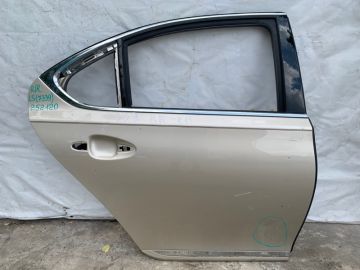 Двері задн. прав. LEXUS LS460 06-12