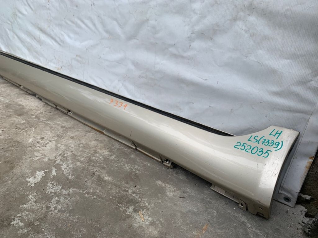 75852-50905 | Накладка порогу зовнішня лів. LEXUS LS460 06-12 - Фото 2