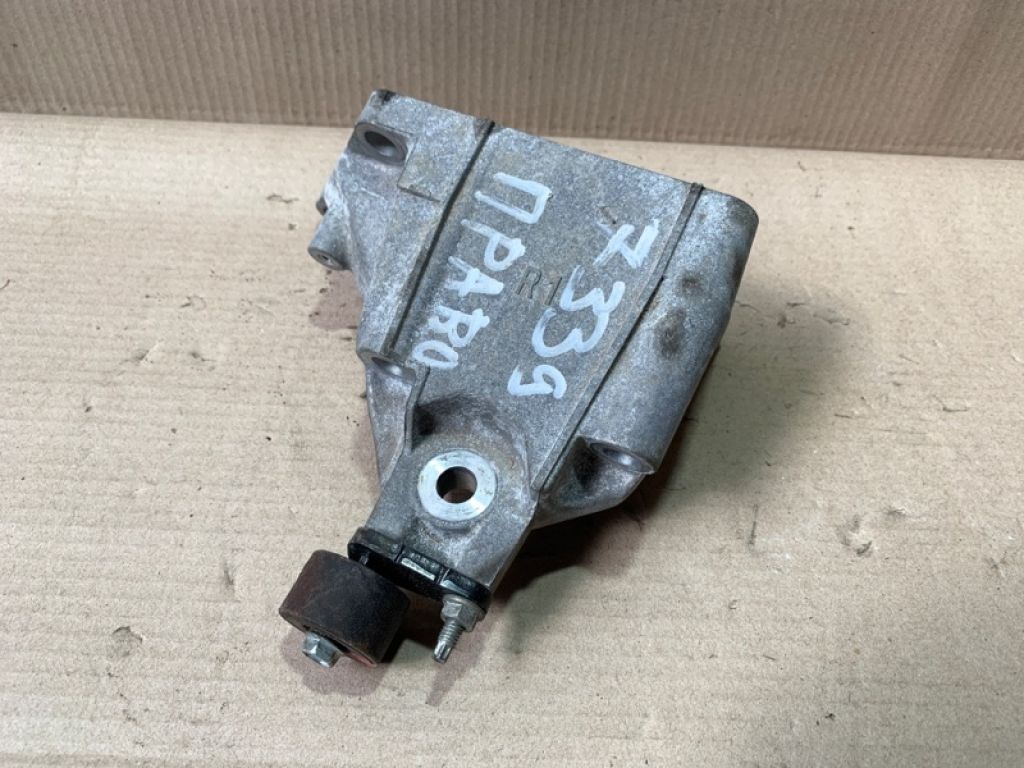 12301-38190 | Кронштейн двигателя прав. LEXUS LS460 06-12 - Фото 2