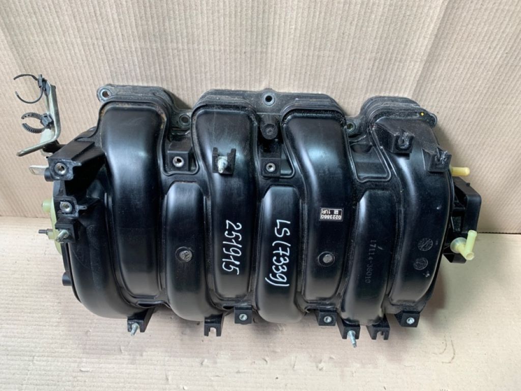 17120-38021 | Колектор впускний LEXUS LS460 06-12 - Фото 2