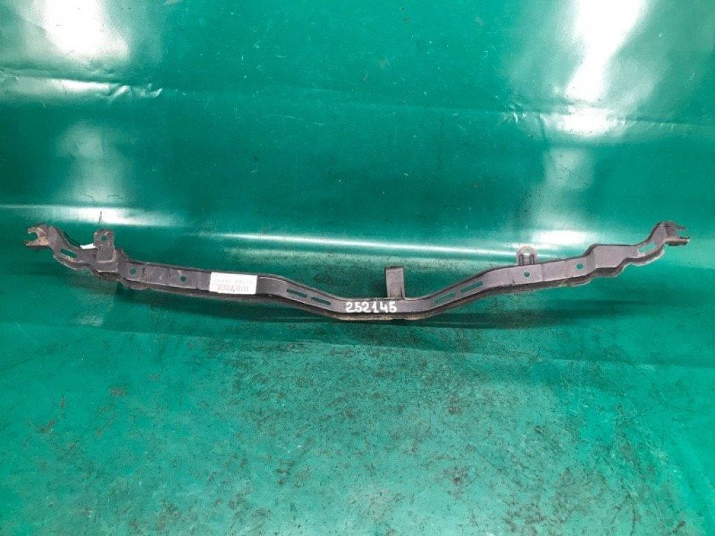 62290-EG000 | Кронштейн переднього бампера INFINITI M35/M45 04-10