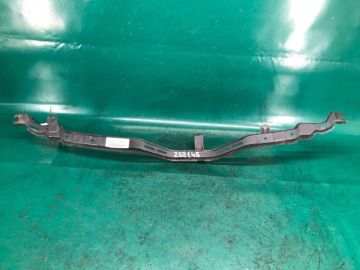 Кронштейн переднего бампера INFINITI M35/M45 04-10