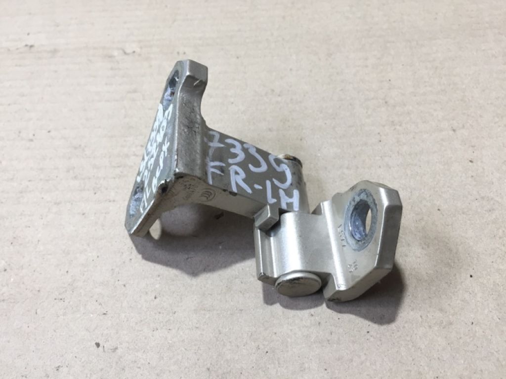 68740-30080 | Петля двері верхня передн. лів. LEXUS LS460 06-12 - Фото 3