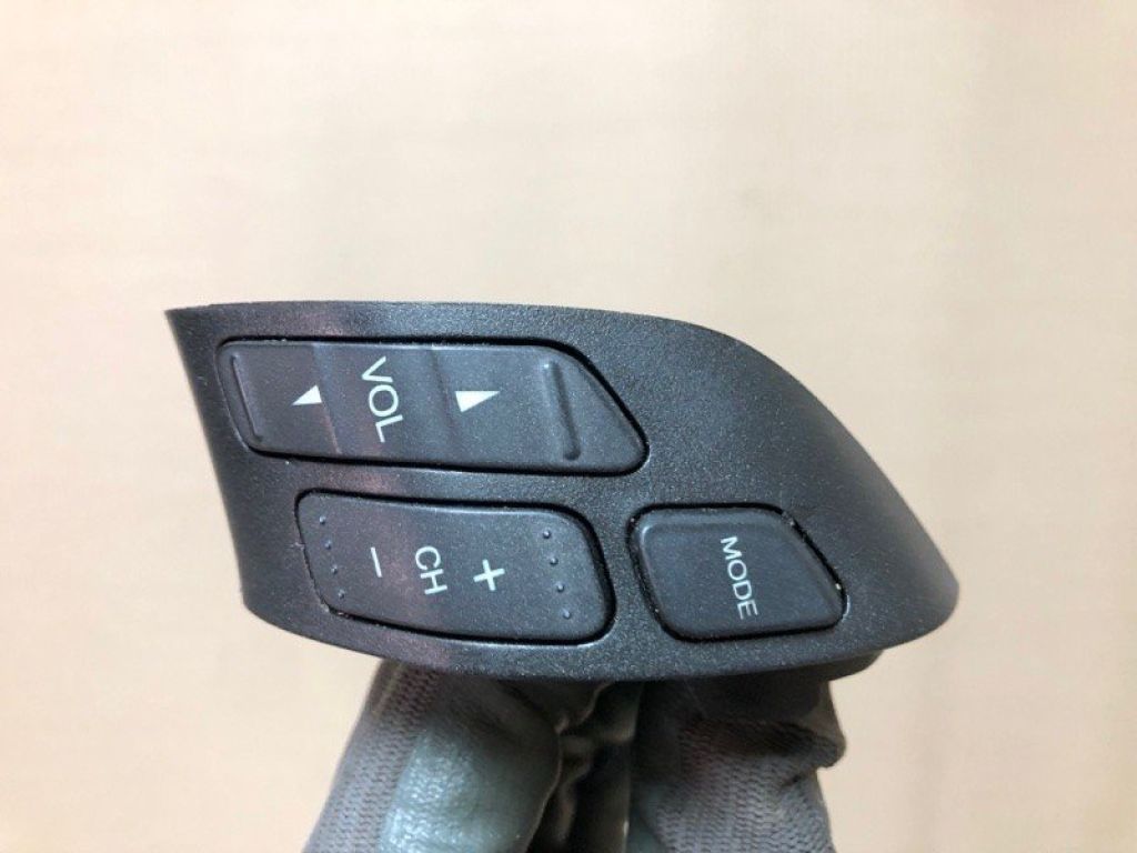 35880-SDB-A01ZA | Кнопки руля HONDA ACCORD USA 03-07 - Фото 2
