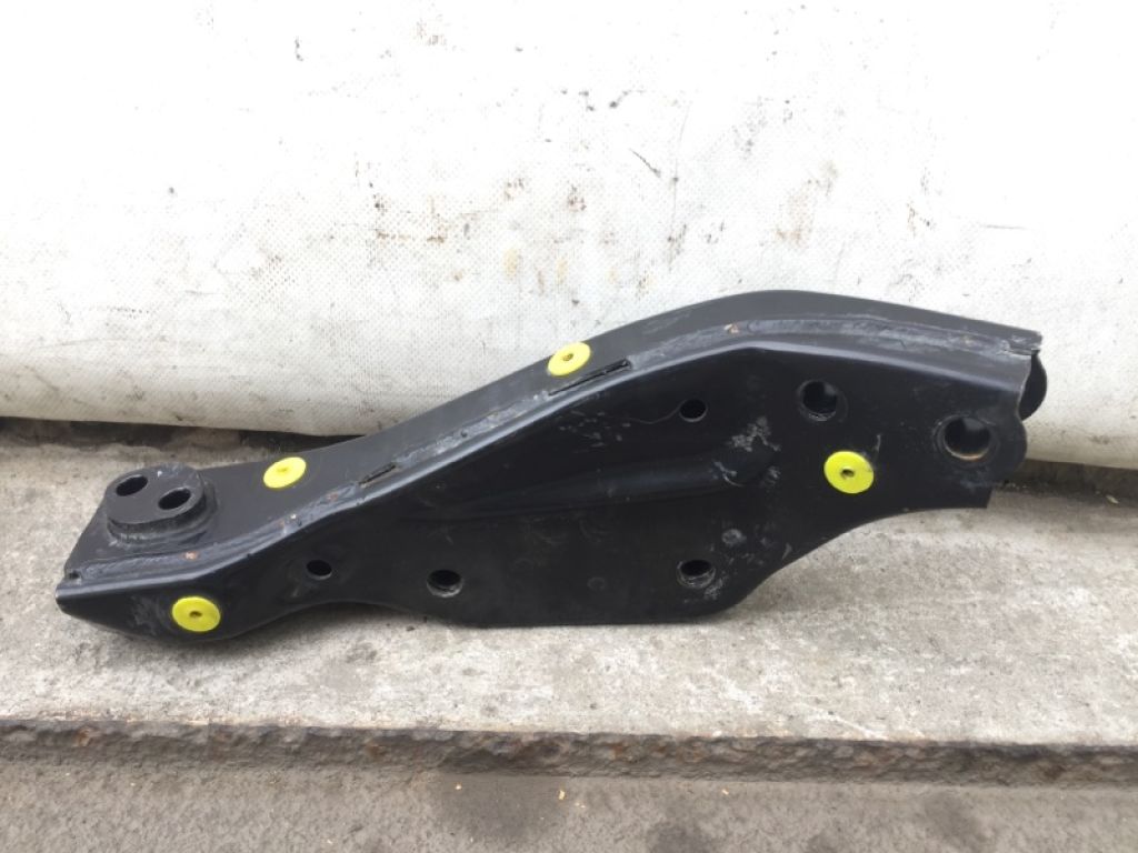 57306-50010 | Крепление балки подвески передн. лев. LEXUS LS460 06-12 - Фото 5