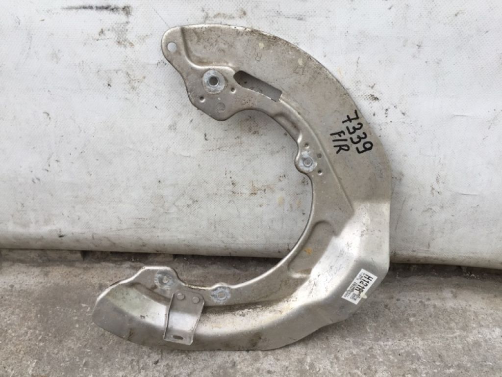 47781-50050 | Захист гальмівного диска передн. прав. LEXUS LS460 06-12 - Фото 3