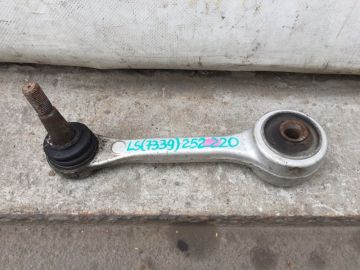 Рычаг задней подвески поперечный верхний LEXUS LS460 06-12