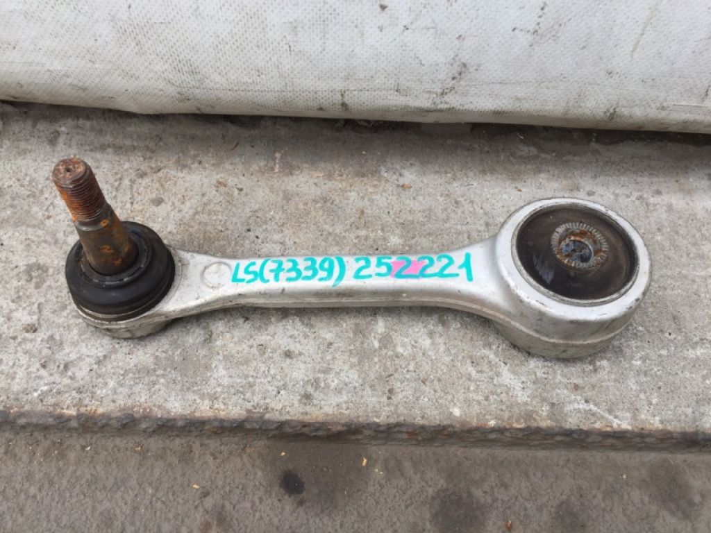 48710-50090 | Важіль задньої підвіски поперечний верхній LEXUS LS460 06-12